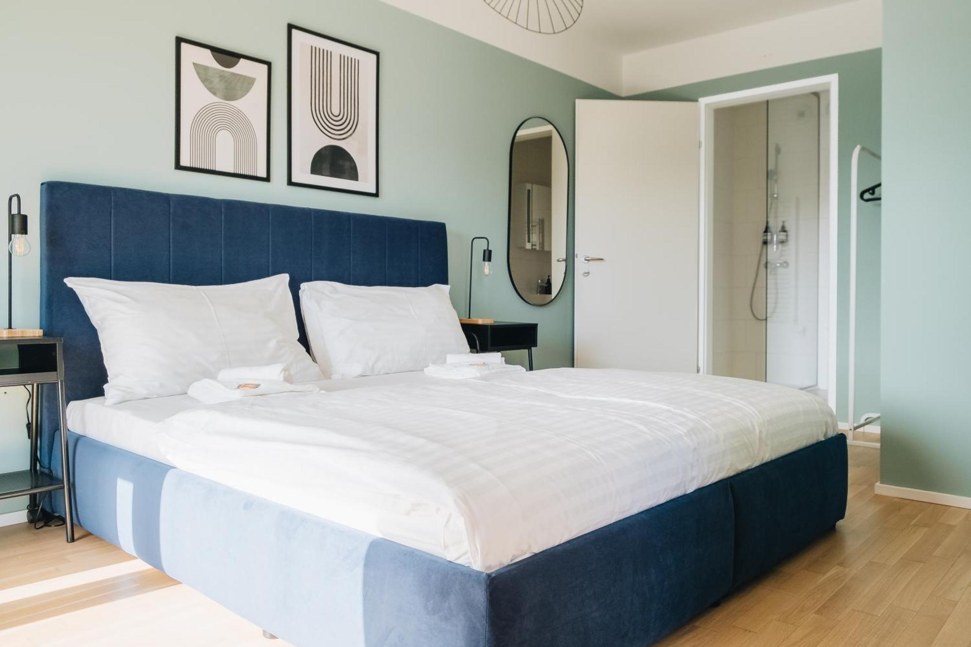Decorous Cozy City View Suite Виена Екстериор снимка