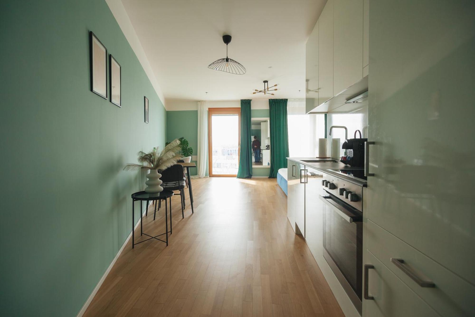 Decorous Cozy City View Suite Виена Екстериор снимка