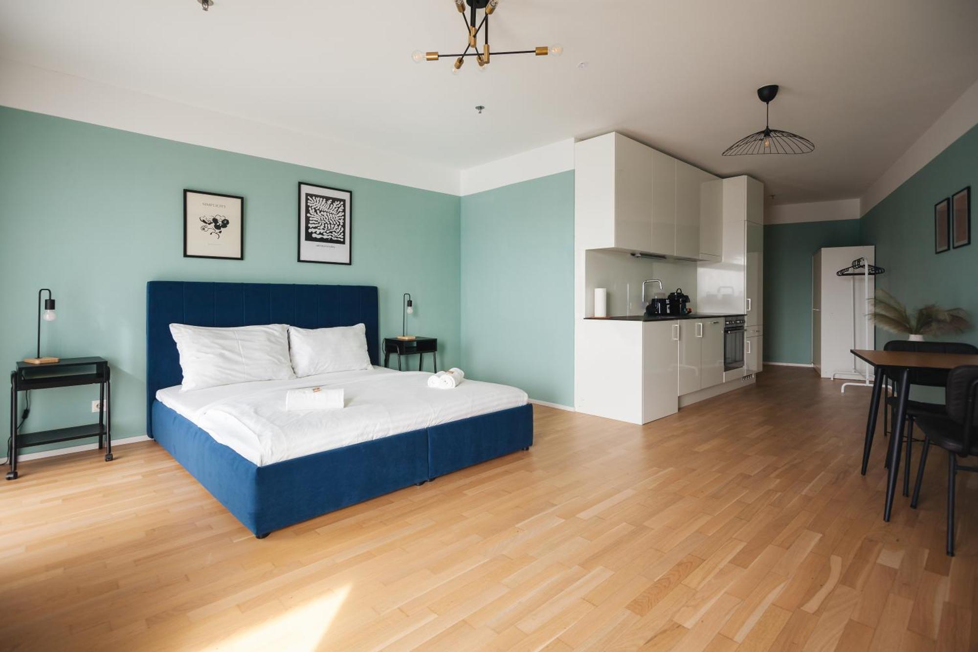 Decorous Cozy City View Suite Виена Екстериор снимка